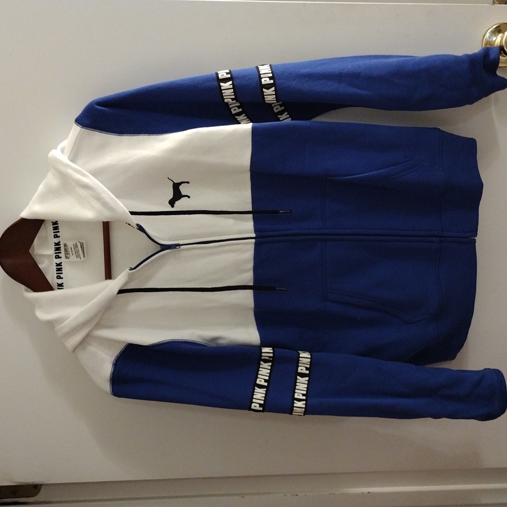 Women's medium Pink zip-up hoodie nwot